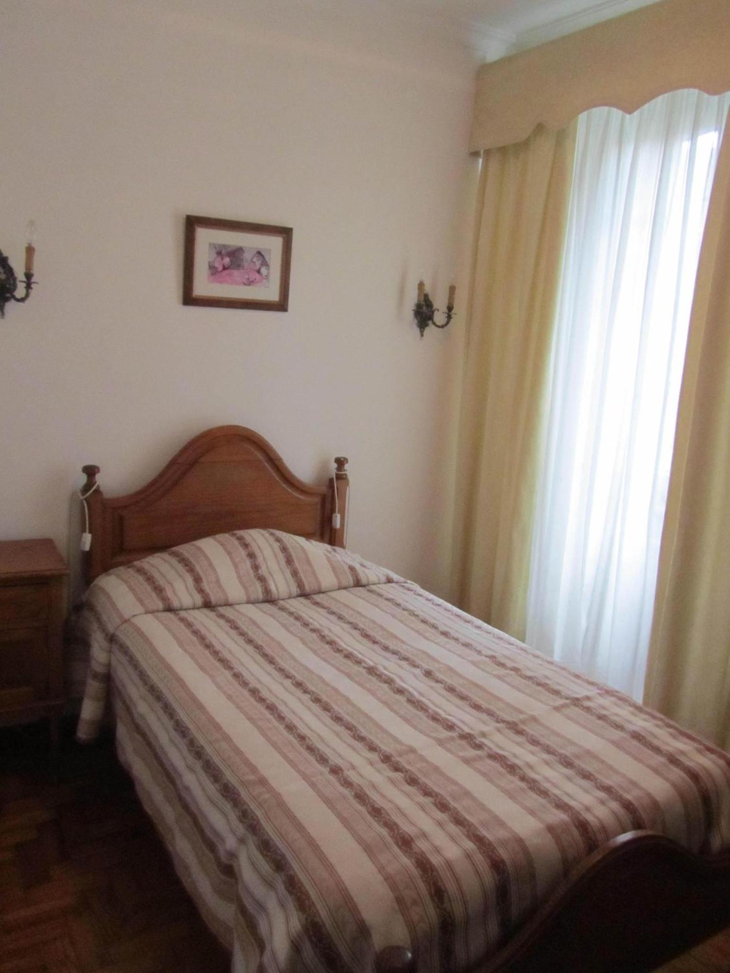 Hotel Residencia Filipe à Guarda Chambre photo