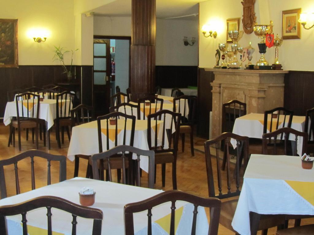 Hotel Residencia Filipe à Guarda Extérieur photo